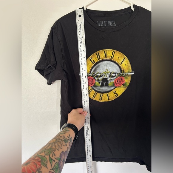 Black Guns N' Roses Graphic T-Shirt Size Small Black - Picture 4 of 6